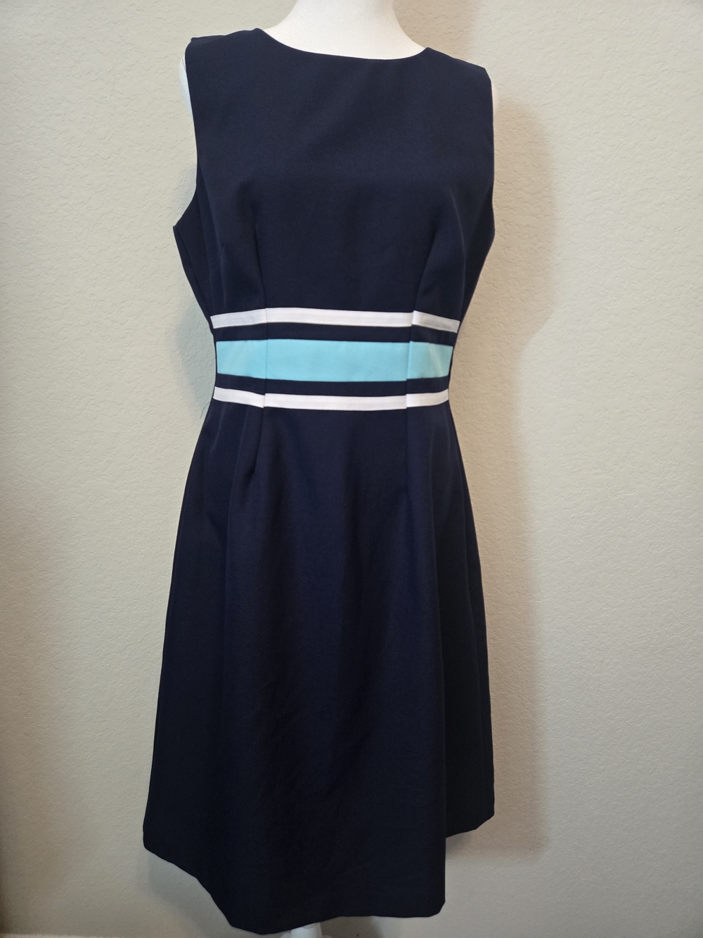 Signature Collection by Vicky Wayne Navy Striped A-Line Round Neck Dress 12P